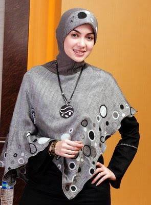 Rumah Sederhana Modern on Model Jilbab Terbaru 2012 Cara Memakai Jilbab Yang Benar   Lensa